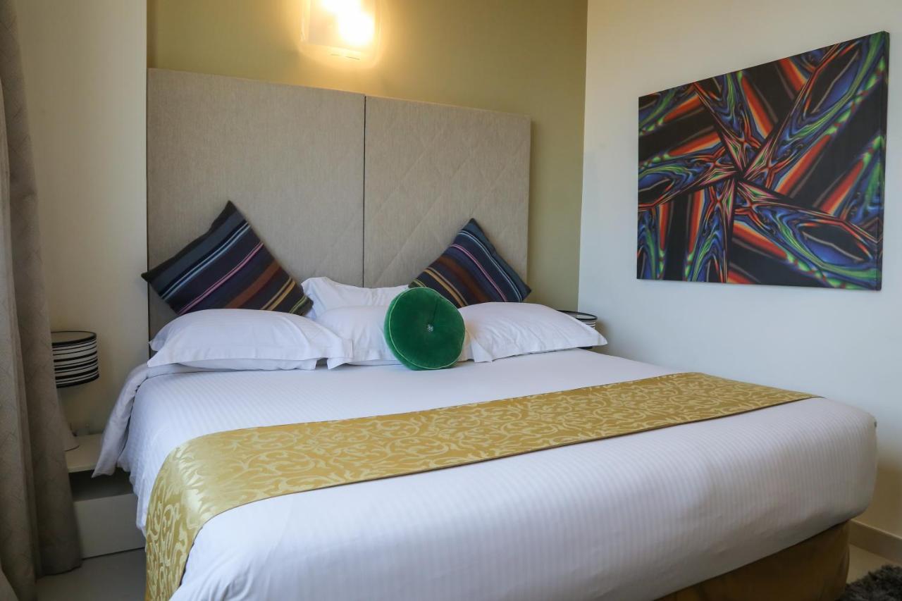 Gulf Suites Hotel Amwaj Manama Exteriör bild