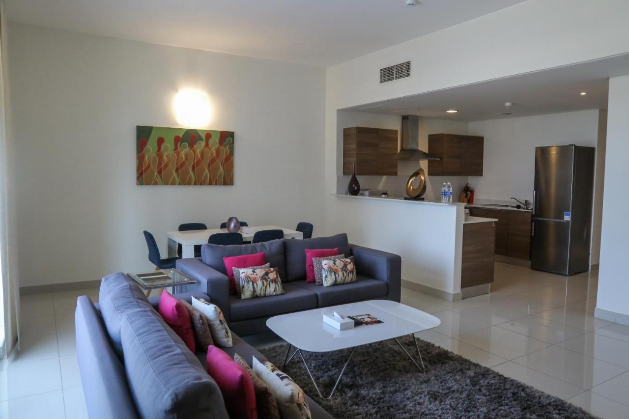 Gulf Suites Hotel Amwaj Manama Exteriör bild