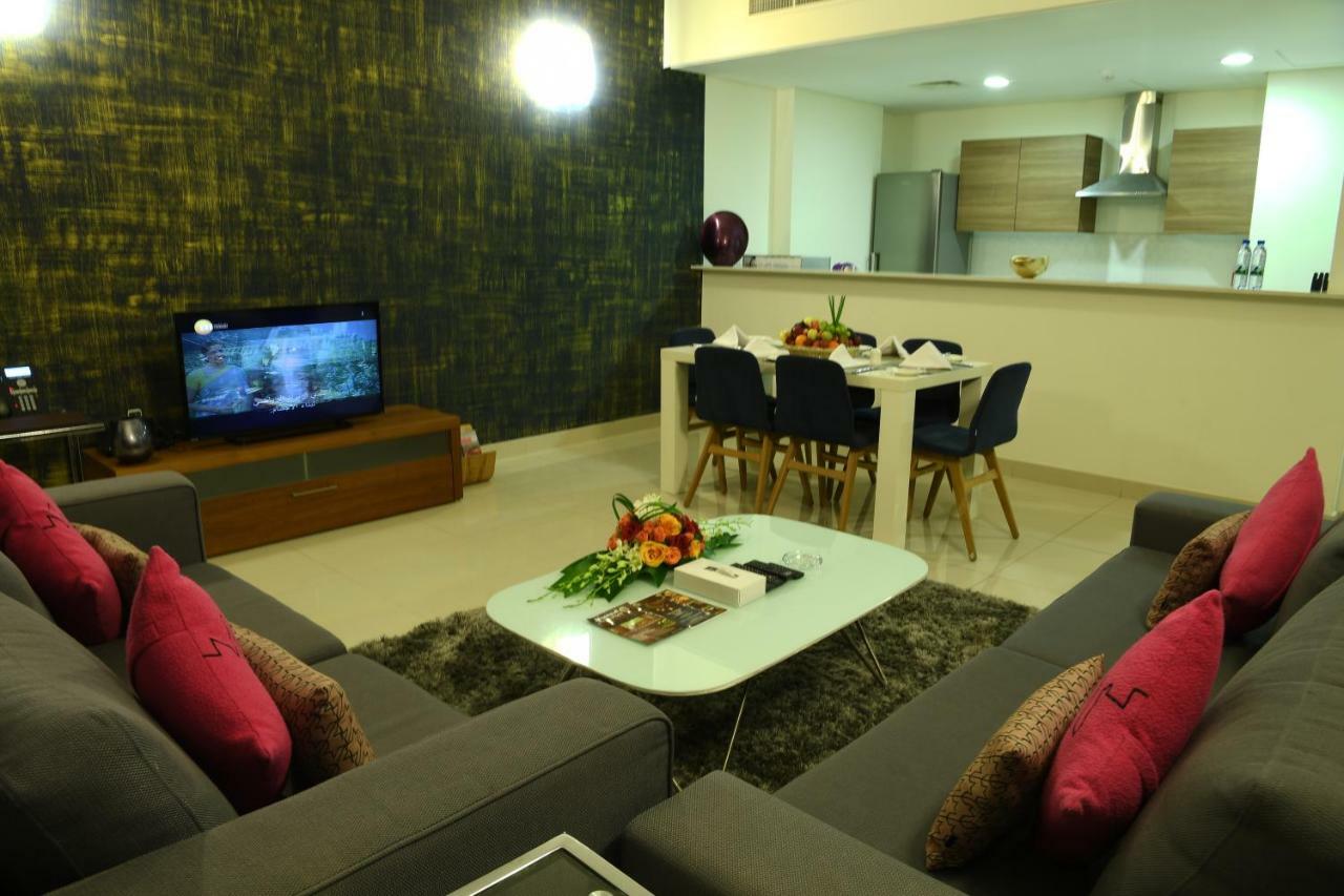 Gulf Suites Hotel Amwaj Manama Exteriör bild